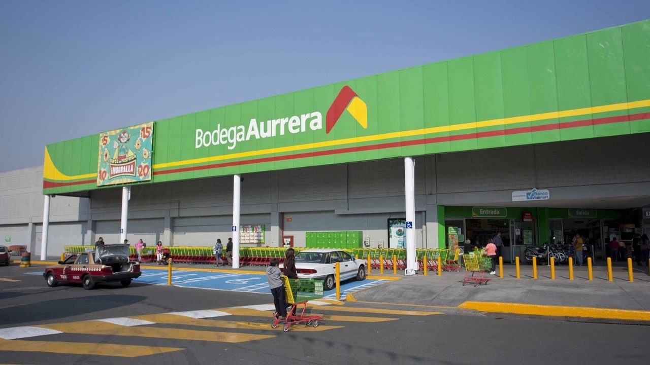 WhatsApp Broadcast function